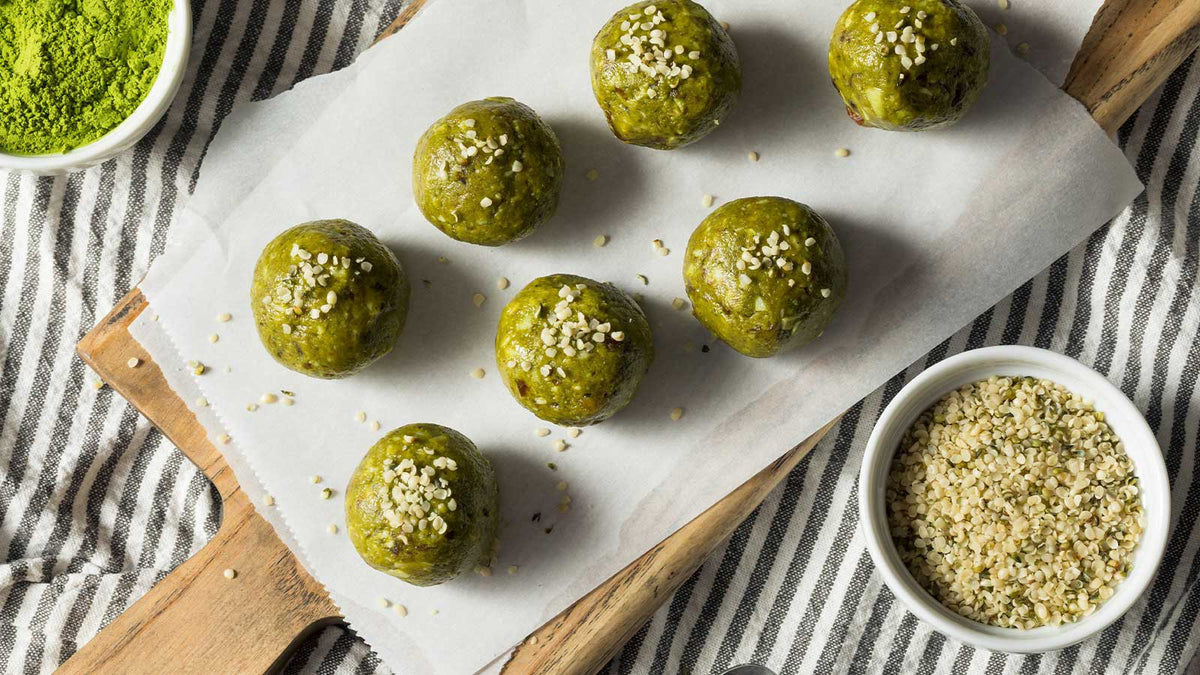 Mehrere Hanfprotein-Balls schön zubereitet