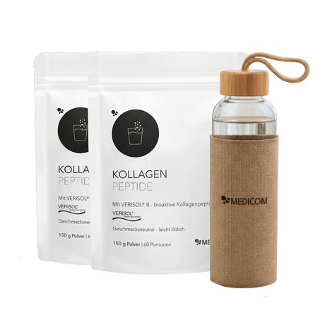 Zwei weiße Kollagen Vorteil-Bundle-Beutel von Medicom stehen neben einer Glasflasche mit brauner Hülle und Holzdeckel.