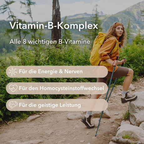 Eine Frau wandert in den Bergen, begleitet von einer Liste der Vorteile des Medicom-Vitamin-B-Komplexes für das Nervensystem auf Deutsch.