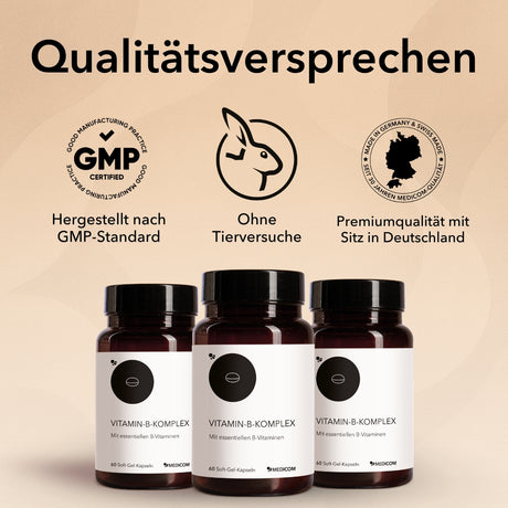 Drei Flaschen Medicom Vitamin-B-Komplex mit deutschen Etiketten und Qualitätssiegeln – GMP-zertifiziert, tierversuchsfrei und in Premiumqualität – ideal zur Unterstützung Ihres Nervensystems.