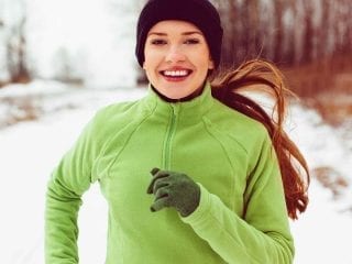 Joggen im Winter stärkt das Immunsystem und fördert gute Laune.